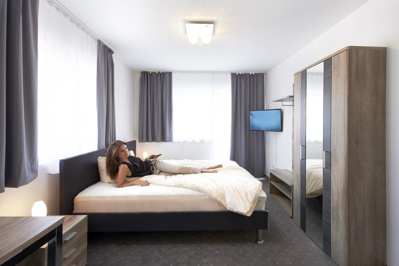 Hotel New In Gaimersheim Ngoại thất bức ảnh