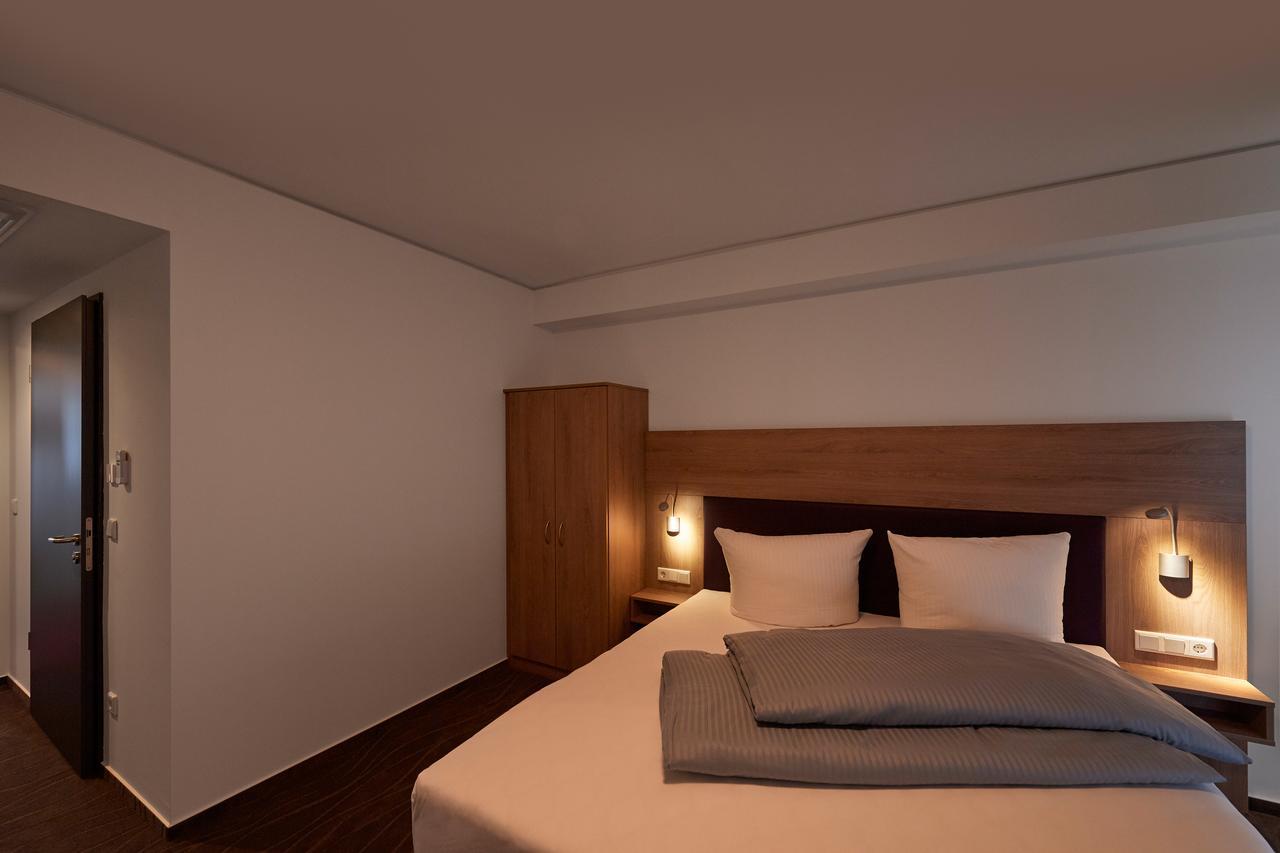 Hotel New In Gaimersheim Ngoại thất bức ảnh