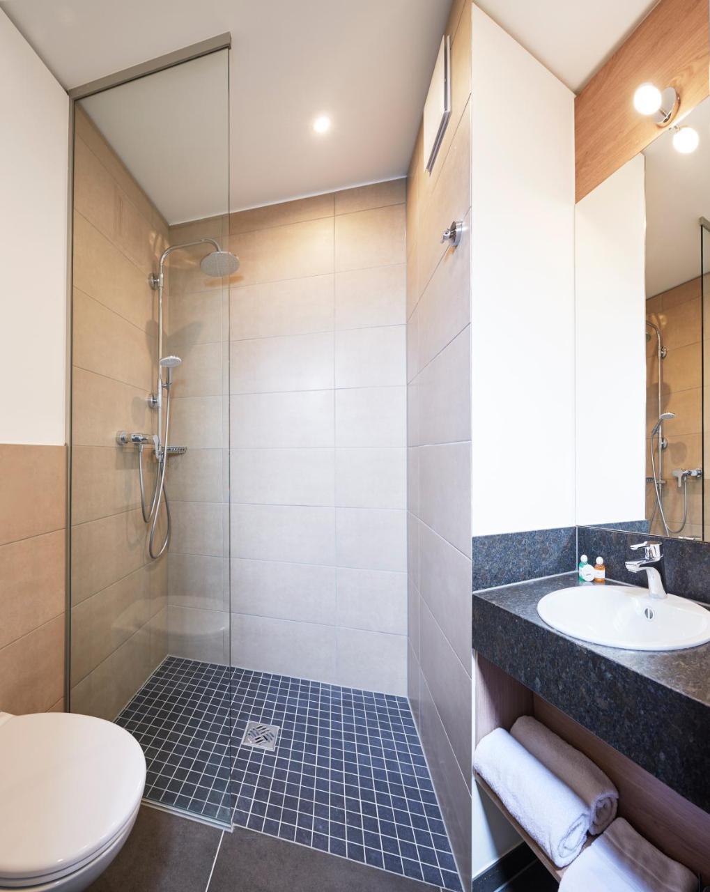 Hotel New In Gaimersheim Ngoại thất bức ảnh